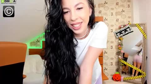 EmillyTaylor online show from October 2025 04:59:01 AM