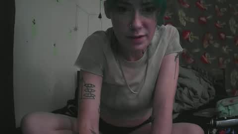 Emily Love online show from November 2025 01:42:01 AM