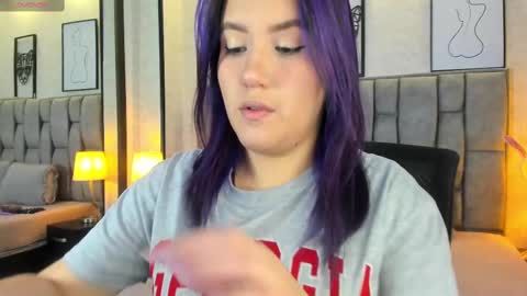 Emily online show from March 2025 03:35:01 AM