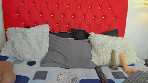 Emily online show from April 2026 12:49:01 PM