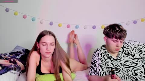 emily_and_ilumi online show from January 2025 07:34:01 PM