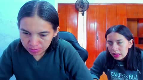 Emily and Soffy online show from May 2026 01:08:01 PM