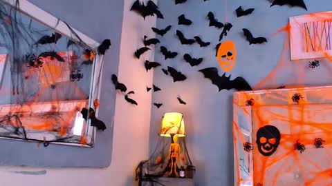 Snapshot of emily_castillo1_ chatting on October 2025 03:40:01 AM emily_castillo1_ online show from October 2025 03:40:01 AM