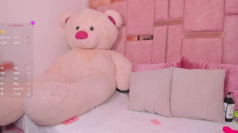 Snapshot of emily_daarell chatting on March 2026 08:42:01 PM M I A online430pm- 930pm online show from March 2026 08:42:01 PM