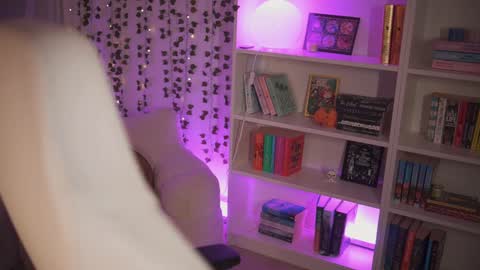 Em -  online show from January 2025 09:55:02 PM