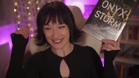 Em -  online show from January 2025 07:32:02 PM