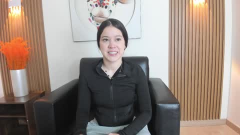 Snapshot of emily_frostt chatting on April 2026 11:39:02 AM emily_frostt online show from April 2026 11:39:02 AM