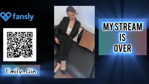 Snapshot of emily_gin chatting on January 2025 04:06:02 PM EMILY online show from January 2025 04:06:02 PM