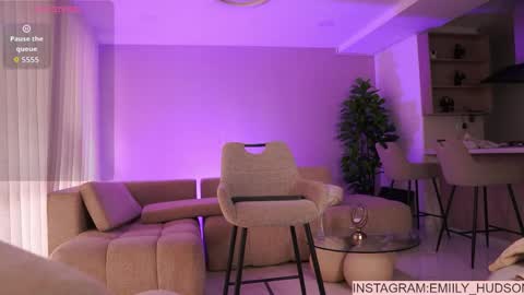 Snapshot of emily_huddson_ chatting on June 2026 09:09:01 PM independet model online show from June 2026 09:09:01 PM