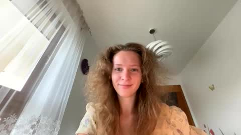 Emily  online show from October 2025 10:24:01 AM