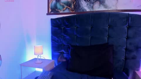 Snapshot of emily_klarence chatting on November 2025 02:50:01 PM Emily online show from November 2025 02:50:01 PM