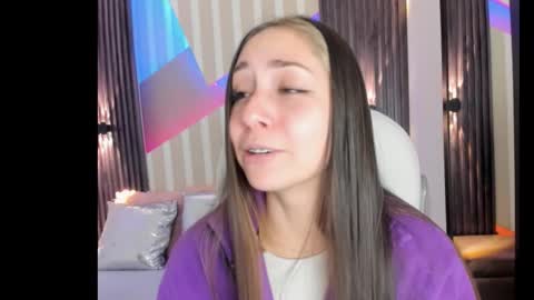 Emily online show from October 2025 02:51:01 PM