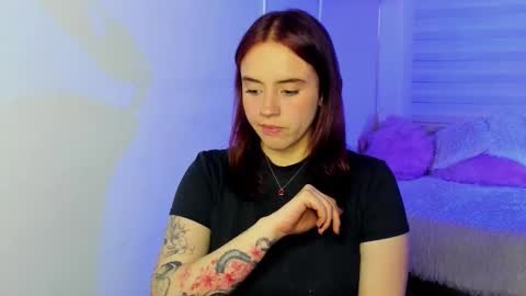 emily_lindey online show from December 2025 03:34:01 AM