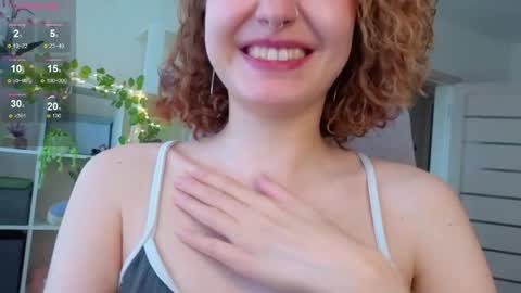 Snapshot of emily_lune chatting on June 2026 05:42:01 AM Emily online show from June 2026 05:42:01 AM