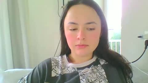 emily_morning_dew online show from January 2025 07:56:01 AM