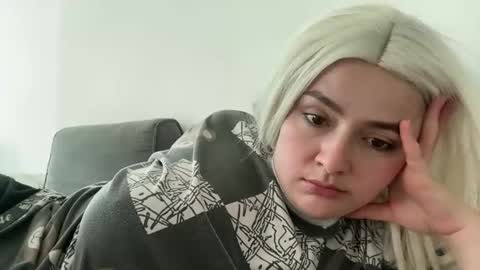 Snapshot of emily_morning_dew chatting on March 2026 07:13:01 AM emily_morning_dew online show from March 2026 07:13:01 AM