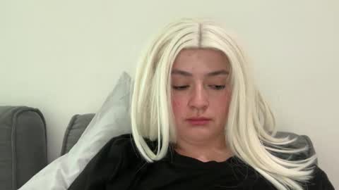 Snapshot of emily_morning_dew chatting on March 2026 05:44:02 AM emily_morning_dew online show from March 2026 05:44:02 AM