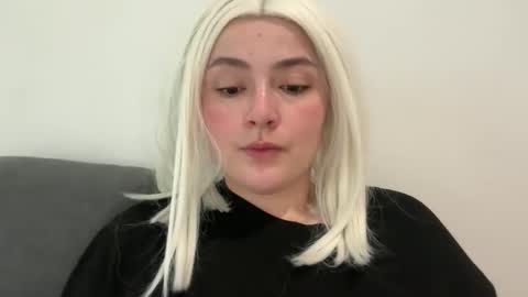 Snapshot of emily_morning_dew chatting on March 2026 05:24:01 AM emily_morning_dew online show from March 2026 05:24:01 AM