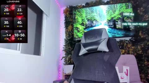 emily_palmeer online show from June 2026 09:22:01 AM