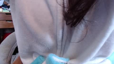 emily_pearl_ online show from October 2025 11:30:01 AM