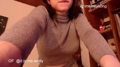 Snapshot of emily_pearl_ chatting on March 2026 10:24:02 PM emily_pearl_ online show from March 2026 10:24:02 PM