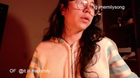 Snapshot of emily_pearl_ chatting on April 2026 09:29:02 AM emily_pearl_ online show from April 2026 09:29:02 AM