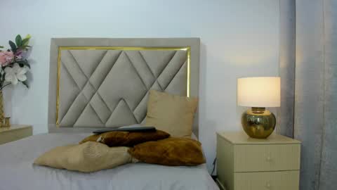 Snapshot of emily_queen7 chatting on November 2025 07:07:02 PM Emily online show from November 2025 07:07:02 PM