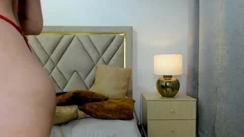 Snapshot of emily_queen7 chatting on November 2025 07:47:01 PM Emily online show from November 2025 07:47:01 PM