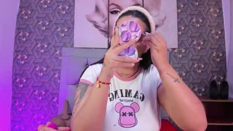 Emily online show from February 2026 07:43:02 PM