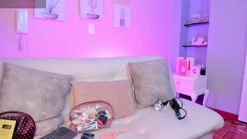 Emily  online show from January 2025 03:20:02 AM