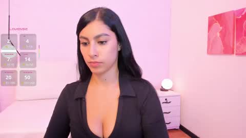 Snapshot of emily_roux chatting on September 2025 01:27:01 AM  EMILY  online show from September 2025 01:27:01 AM