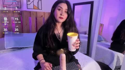 Snapshot of emily_sartre chatting on March 2026 08:13:02 PM Emilly online show from March 2026 08:13:02 PM