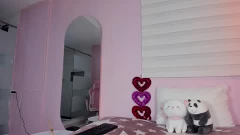 Emily online show from February 2025 12:39:02 PM