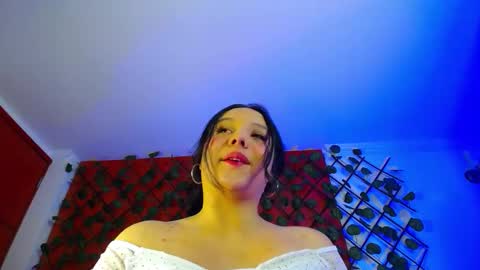 Snapshot of emily_trujillo chatting on November 2025 05:56:01 PM Emily Trujillo online show from November 2025 05:56:01 PM