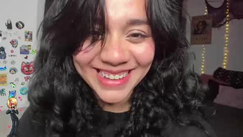 Snapshot of emily_vader chatting on April 2026 02:05:02 AM emily_vader online show from April 2026 02:05:02 AM
