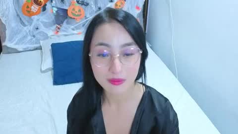 emily_vermont online show from October 2025 04:18:02 AM