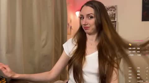 Snapshot of emily_w0w_ chatting on April 2026 04:26:01 PM Lia online show from April 2026 04:26:01 PM
