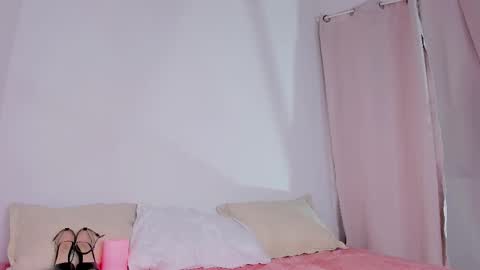 emily_walker4 online show from March 2026 03:12:01 AM