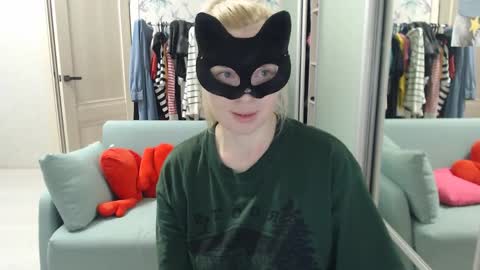 Snapshot of emily_york18 chatting on March 2026 07:25:01 PM Emily online show from March 2026 07:25:01 PM