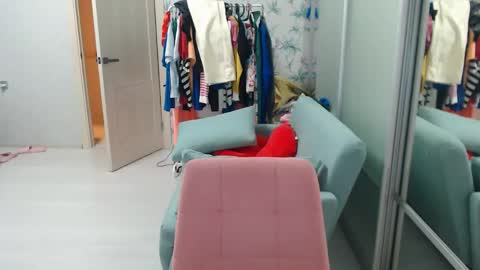 Snapshot of emily_york18 chatting on April 2026 05:48:02 PM Emily online show from April 2026 05:48:02 PM