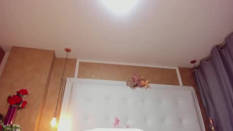 Snapshot of emilyadams0 chatting on February 2025 01:25:02 AM emilyadams0 online show from February 2025 01:25:02 AM