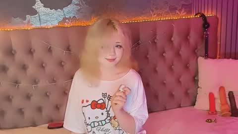 Baby Emelli online show from June 2026 07:29:02 AM