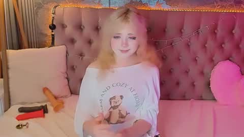 Baby Emelli online show from June 2026 06:55:01 AM