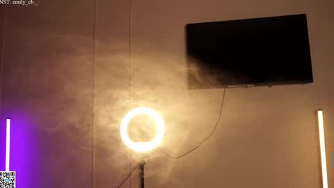 emilybatee online show from December 2024 05:48:01 PM