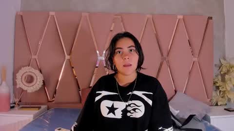 Emily online show from December 2025 01:13:02 AM