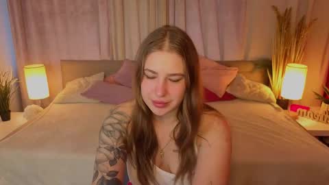 Snapshot of emilyblazee chatting on April 2026 06:49:01 AM emilyblazee online show from April 2026 06:49:01 AM