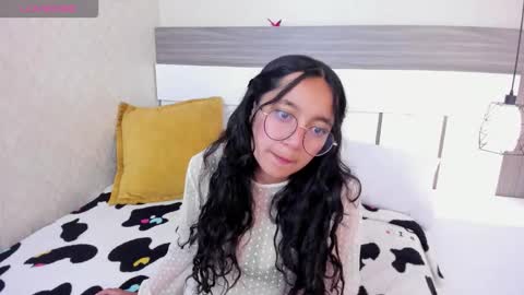 Snapshot of emilyblussh chatting on March 2026 06:47:01 PM Emily Bluush online show from March 2026 06:47:01 PM