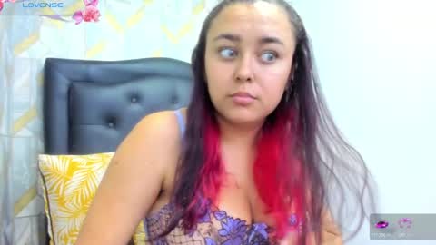 Snapshot of emilybrown21x chatting on September 2025 12:54:02 AM emilybrown21x online show from September 2025 12:54:02 AM