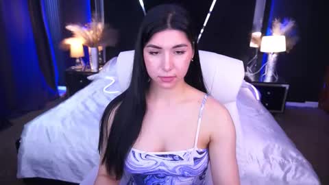 Emy online show from October 2025 07:12:02 AM