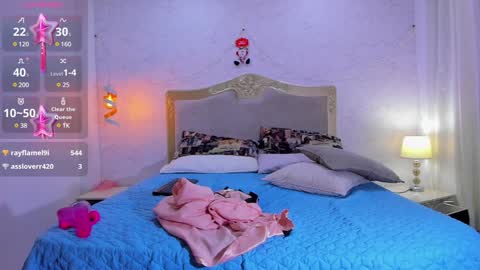 Emily online show from December 2024 05:33:02 PM